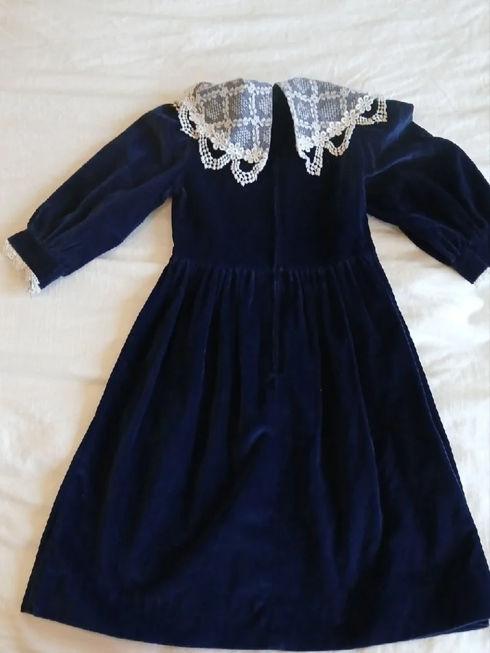 Peachs N' Creme Made In The USA VTG Sz 7 Girls Navy Lace Collar Velvet Dress